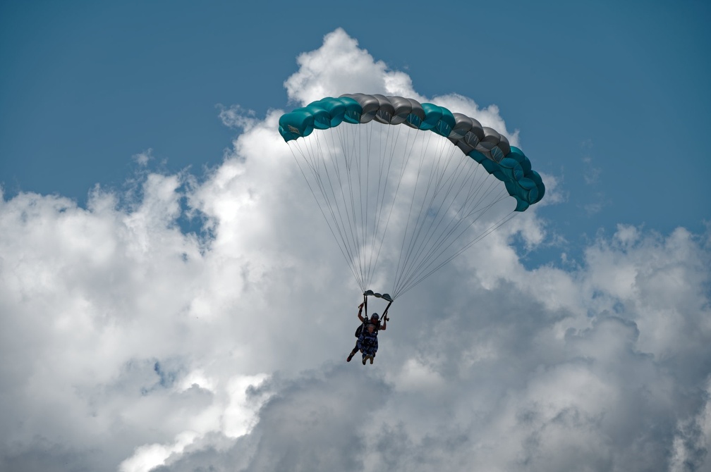 20220502_115211_Sebastian_Skydive_TylerHudson_Tandem.jpg