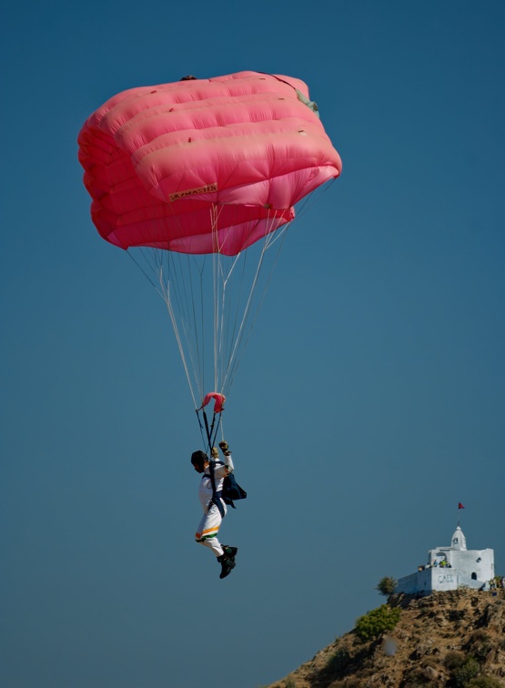 20071124 114757 Pushkar India Skydiver