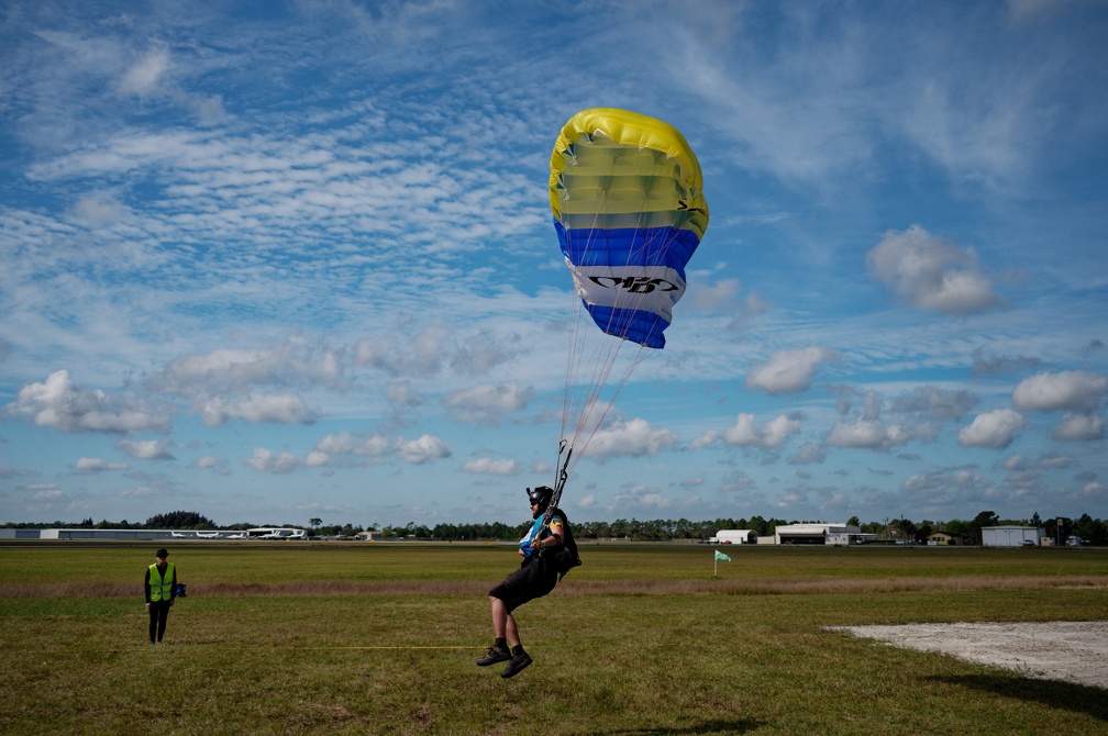 20220311 101355 Sebastian Skydive FLCPA2022Meet1 LeeSibeleski