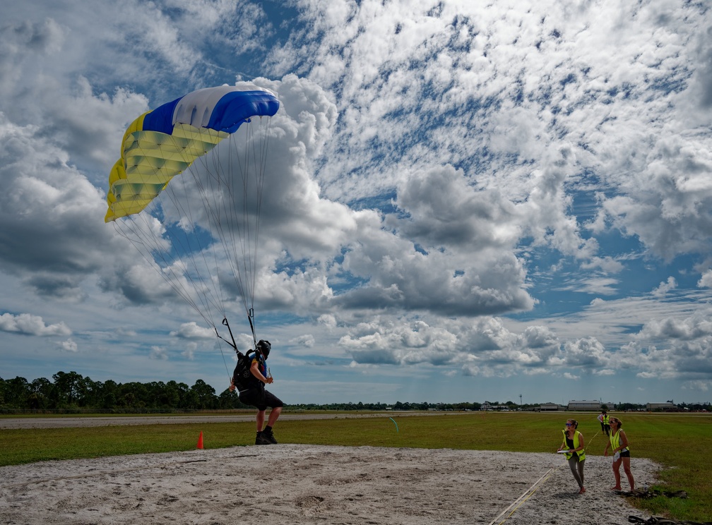 20220311_112416_Sebastian_Skydive_FLCPA2022Meet1_LeeSibeleski_KariGarber_NicoleRichards.jpg