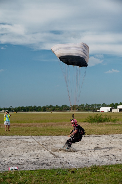 20220311 085216 Sebastian Skydive FLCPA2022Meet1 JeannieBartholomew TedKwarchak