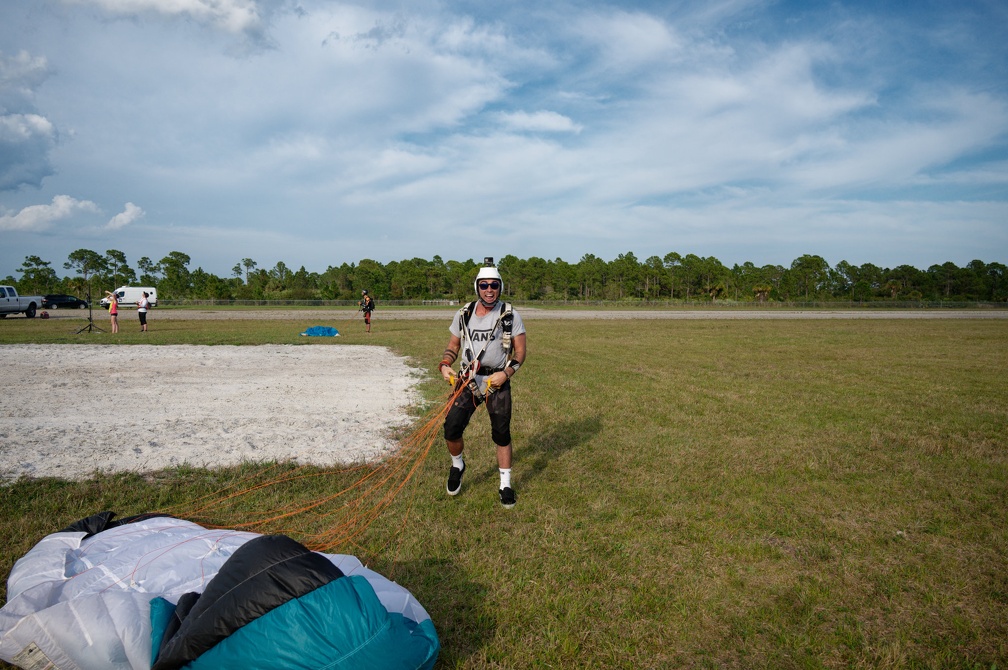 20220311_164422_Sebastian_Skydive_FLCPA2022Meet1_SebastianFuentealba_0.jpg