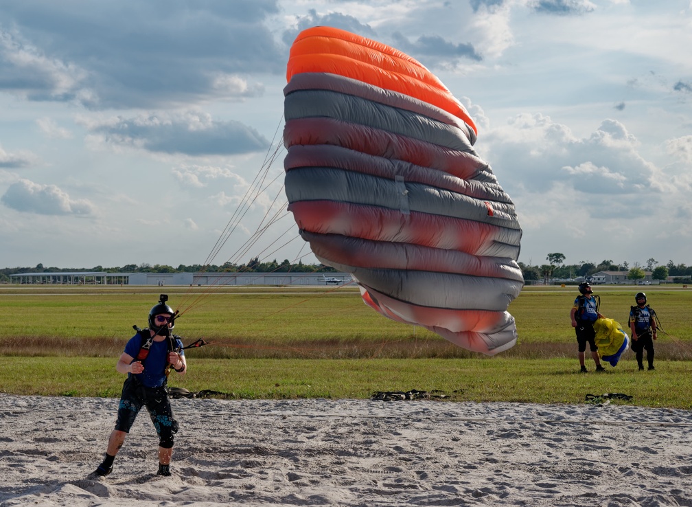 20220311_162640_Sebastian_Skydive_FLCPA2022Meet1_ZackKrampitz_ForrestFrizzell_LeeSibeleski_0.jpg